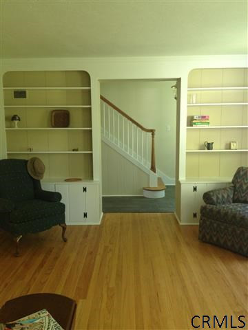 15 Cherry Tree Road Albany, NY 12211 - Photo 5 of 25 Photo 5