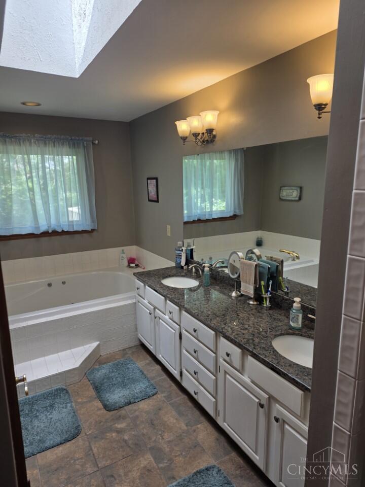 3774 Powner Road Cincinnati, OH 45248 - Photo 9 of 27