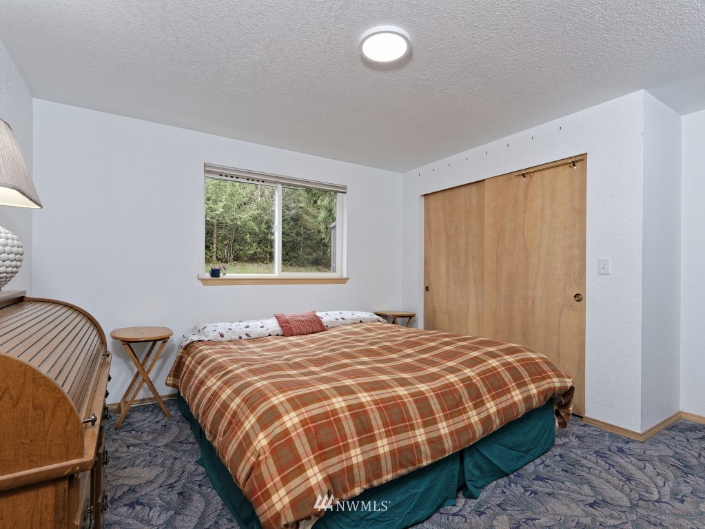 7800 East Grapeview Loop Road Allyn, WA 98524 - Photo 19 of 35 Gallery Image 19