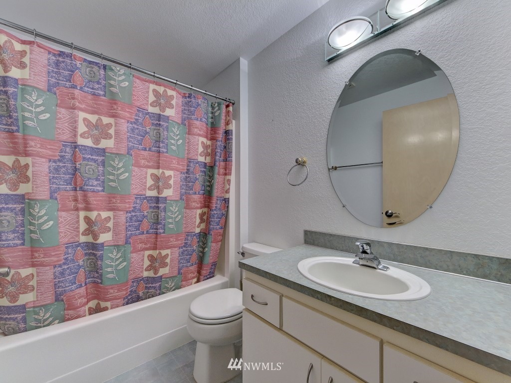 7800 East Grapeview Loop Road Allyn, WA 98524 - Photo 23 of 35 Gallery Image 23