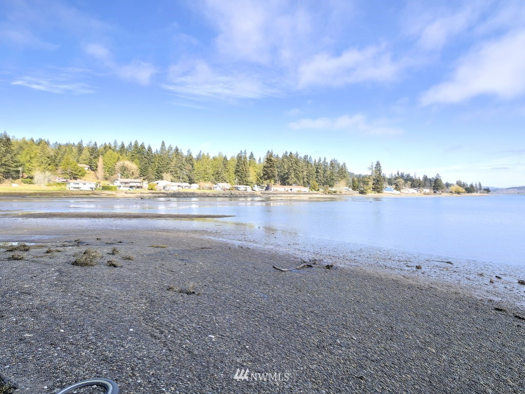7800 East Grapeview Loop Road Allyn, WA 98524 - Photo 35 of 35 Gallery Image 35