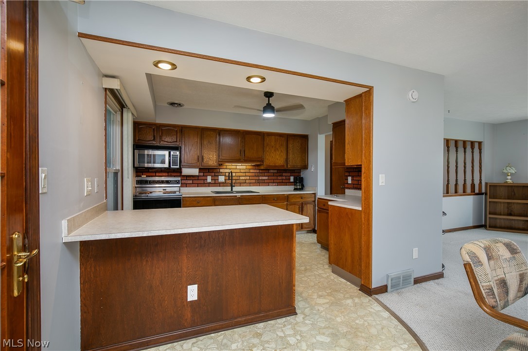 4319 Ridge Road Cortland, OH 44410 - Photo 15 of 39 Gallery Image 15
