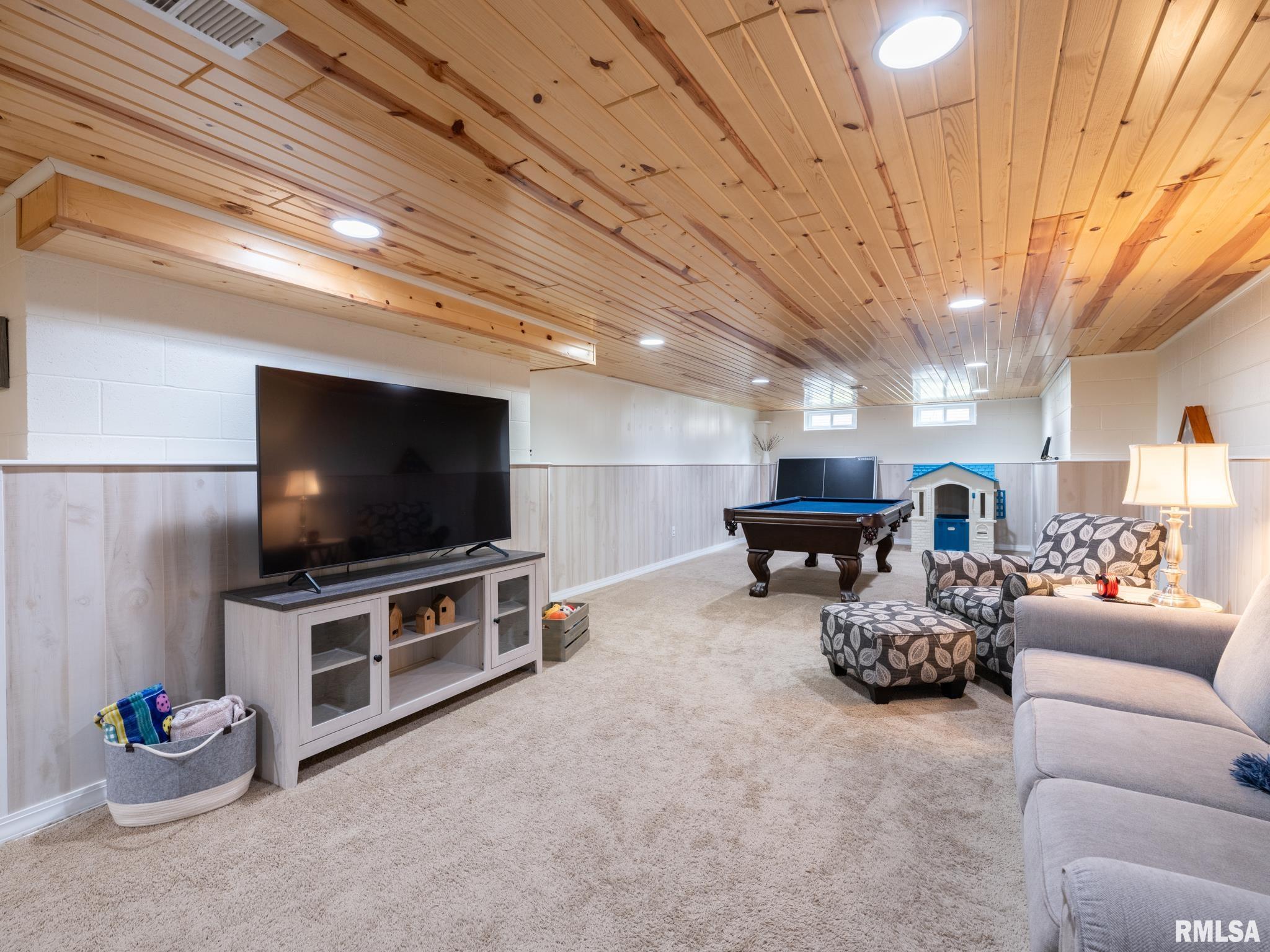 800 South Kickapoo Lane Peoria, IL 61604 - Photo 46 of 65