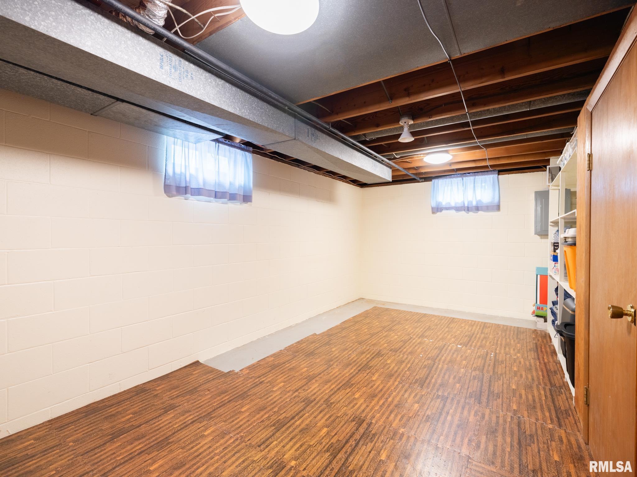 800 South Kickapoo Lane Peoria, IL 61604 - Photo 56 of 65