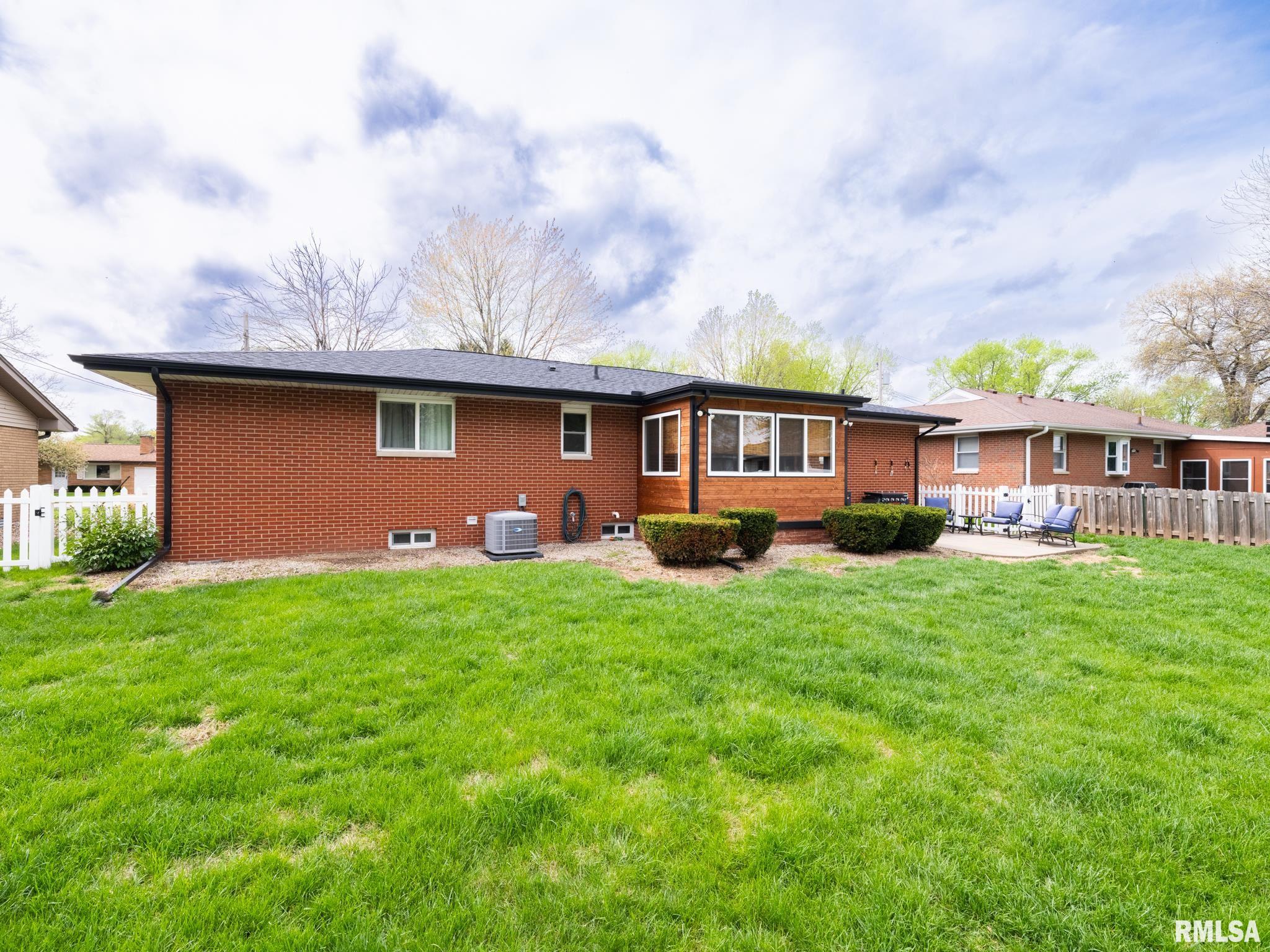 800 South Kickapoo Lane Peoria, IL 61604 - Photo 60 of 65