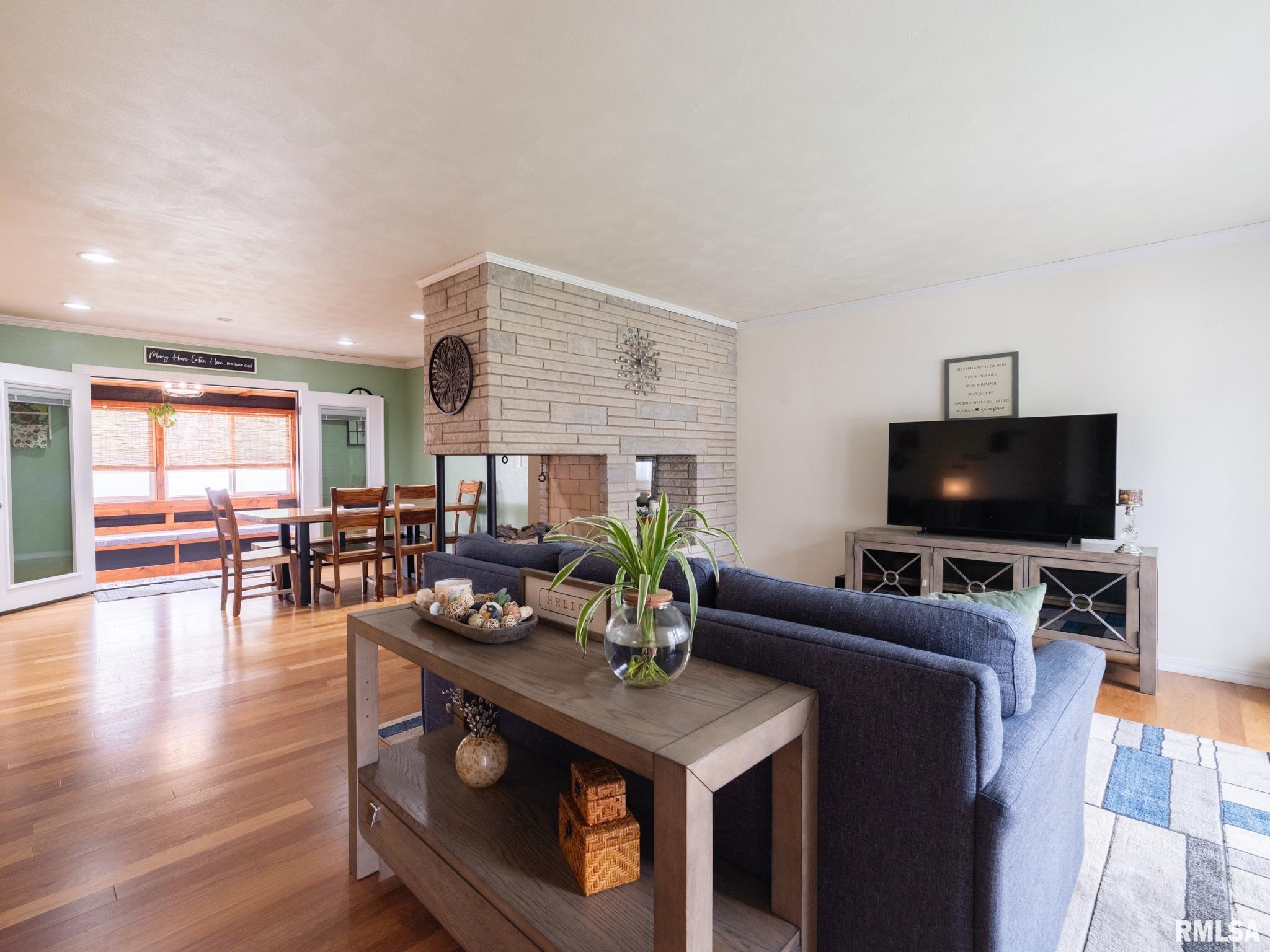 800 South Kickapoo Lane Peoria, IL 61604 - Photo 7 of 65