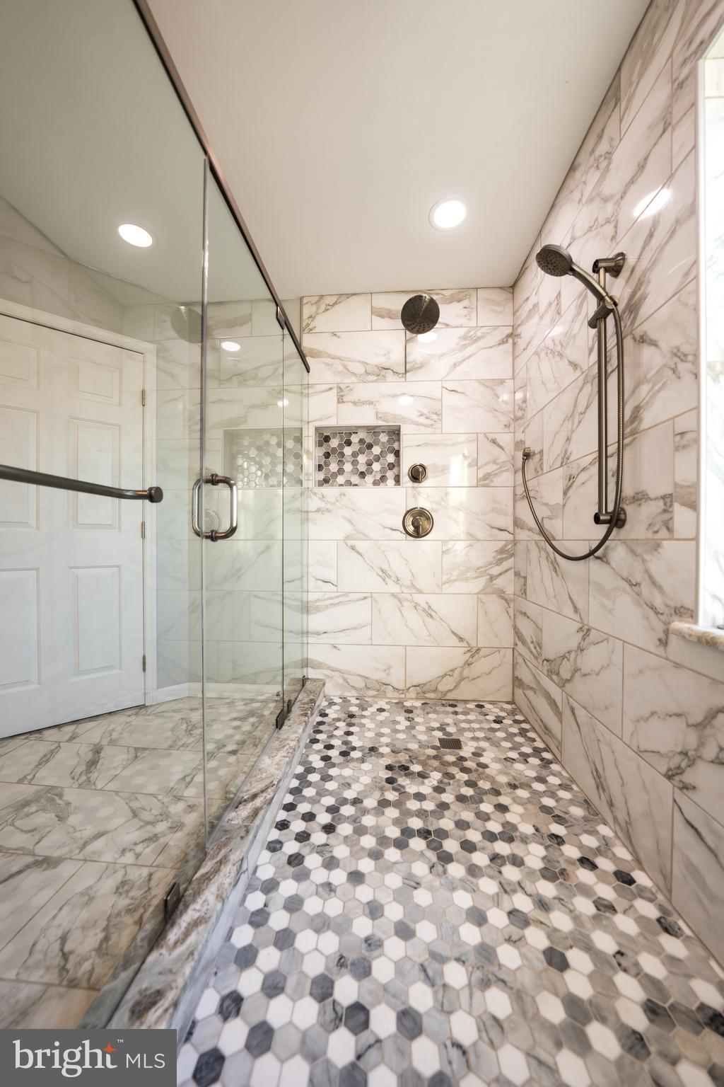 145 Valley Forge Way Deptford, NJ 08096 - Photo 15 of 34