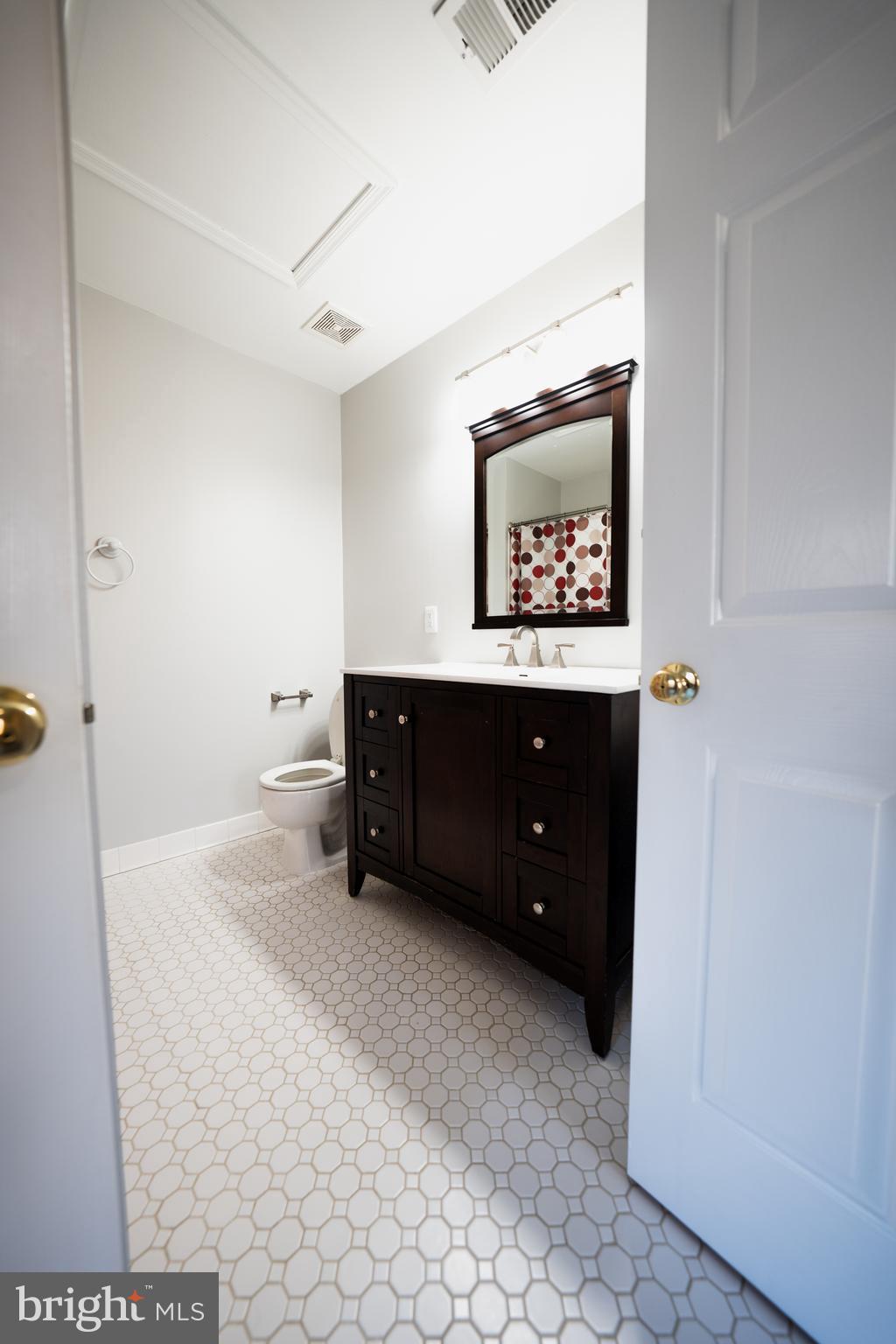 145 Valley Forge Way Deptford, NJ 08096 - Photo 23 of 34