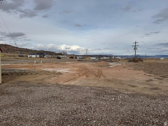 29 East Ridge Lane, Unit 17 Manila, UT 84046 - Photo 4 of 4 View of yard featuring a mountain view