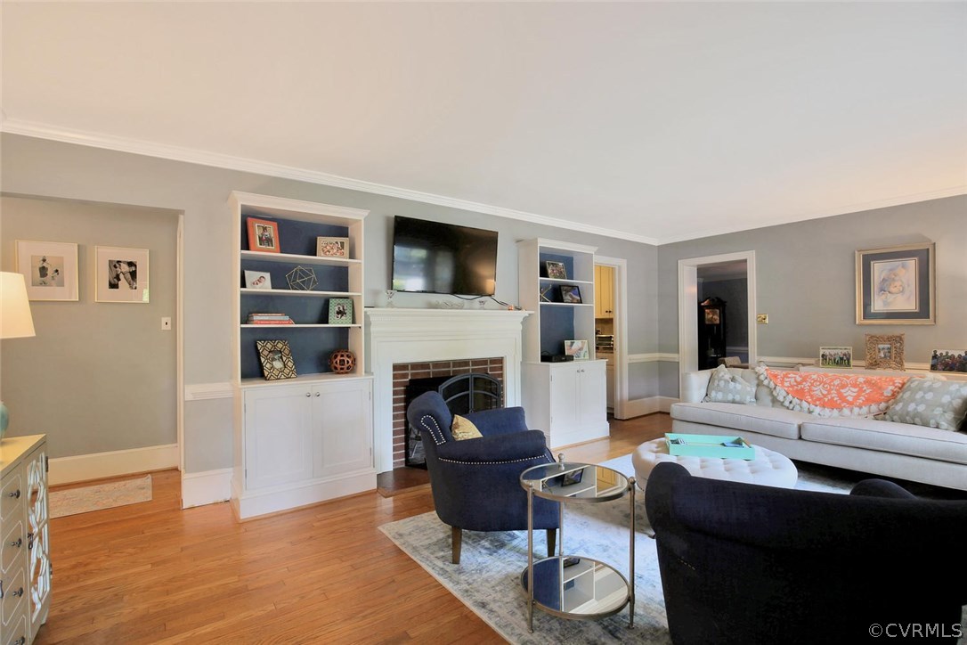 8002 Dunsmore Road Henrico, VA 23229 - Photo 4 of 40 Gallery Image 4