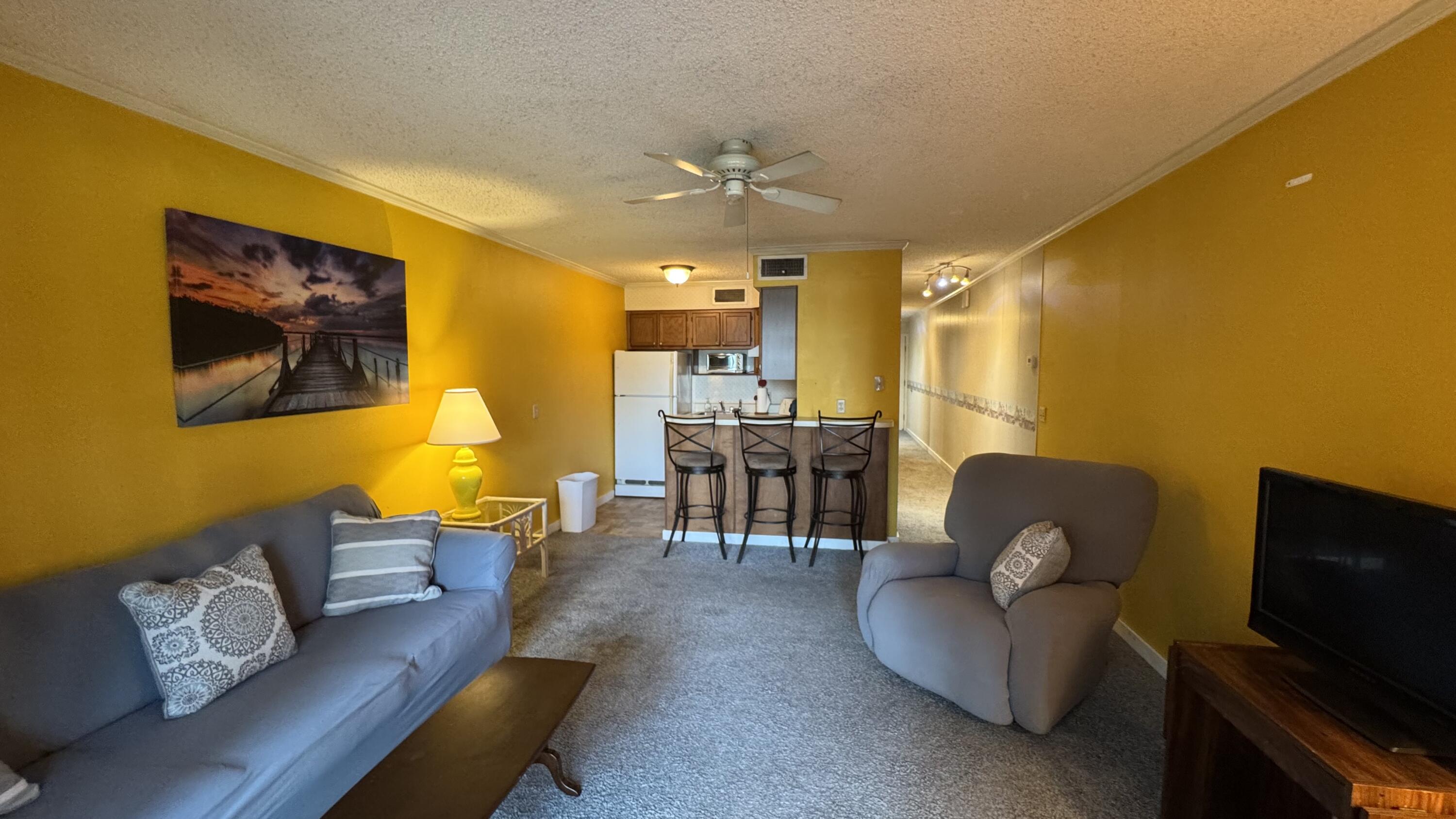1203 Cypress Pointe, Unit A203 Manning, SC 29102 - Photo 11 of 25 Living Room