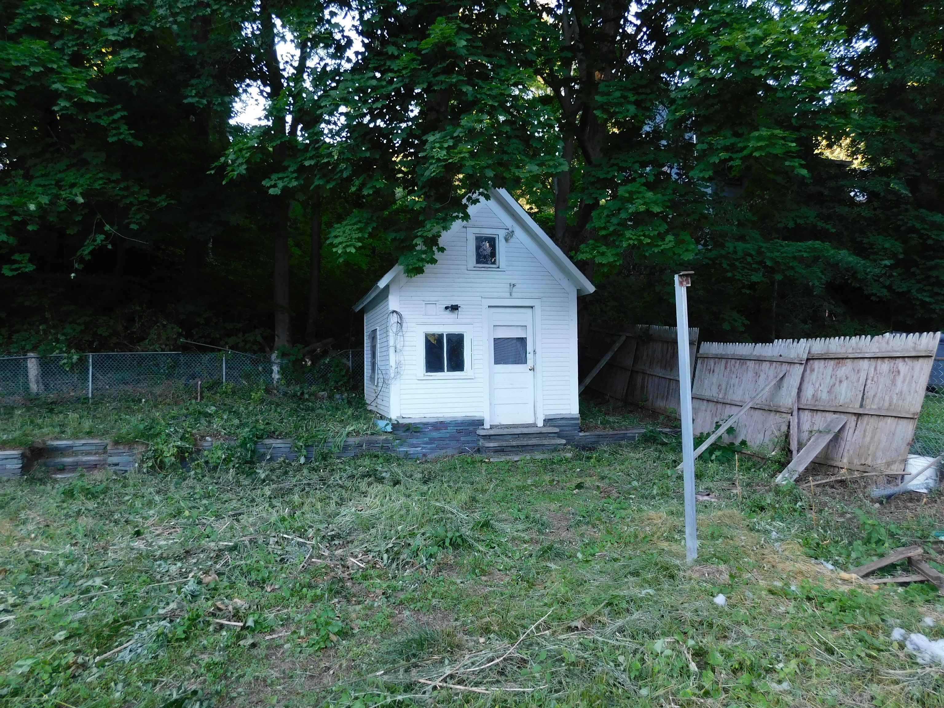 12 Slack Avenue Springfield, VT 05156 - Photo 13 of 24
