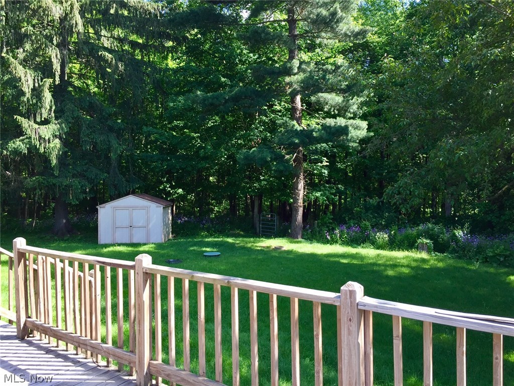 17857 Tavern Road Burton, OH 44021 - Photo 7 of 12