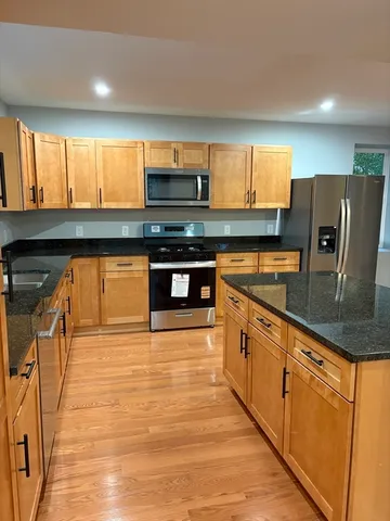 $424,900 | 184 Avenue C, Unit S6, Woonsocket, RI 02895