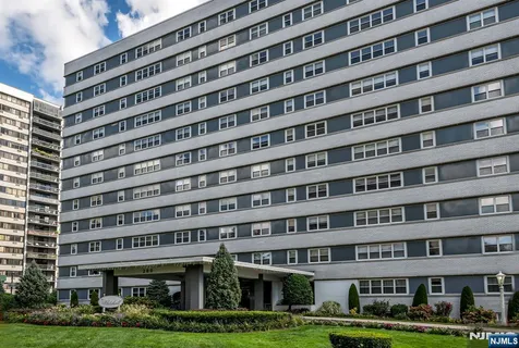 $205,000 | 280 Prospect Avenue, Unit 1B, Hackensack, NJ 07601