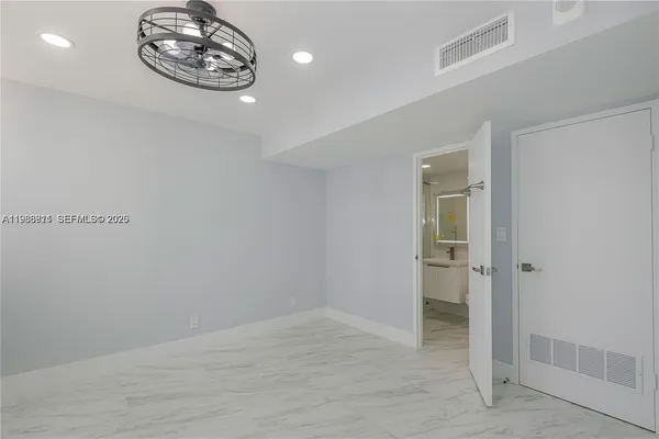 $3,200 | 3180 South Ocean Drive, Unit 706, Hallandale Beach, FL 33009