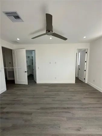 $4,650 | 4631 Southwest 32nd Avenue, Unit 4C, Dania Beach, FL 33312