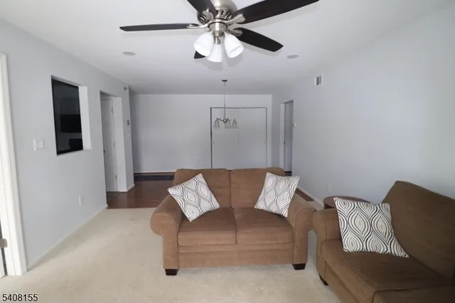 $2,300 | 11 Brookside Lane, Unit 11, Mount Arlington, NJ 07856