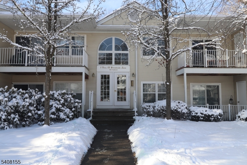 11 Brookside Lane, Unit 11 Mount Arlington, NJ 07856 - Photo 2 of 25