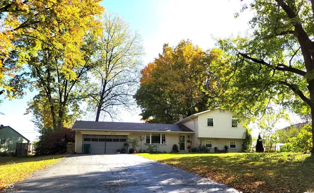 $290,000 | 429 Conduitt Drive, Mooresville, IN 46158