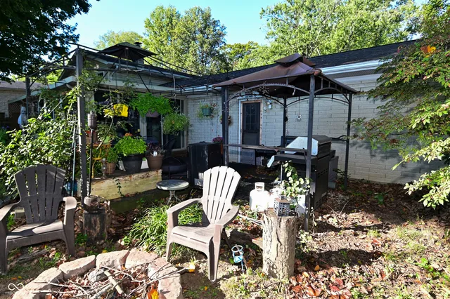 $290,000 | 429 Conduitt Drive, Mooresville, IN 46158