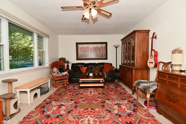 $290,000 | 429 Conduitt Drive, Mooresville, IN 46158