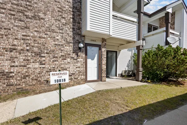 $79,000 | 10818 West Donna Drive, Milwaukee, WI 53224