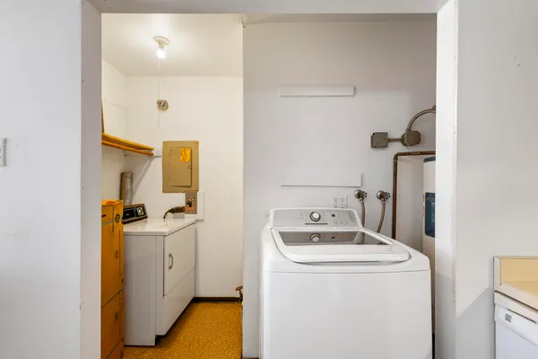 $79,000 | 10818 West Donna Drive, Milwaukee, WI 53224