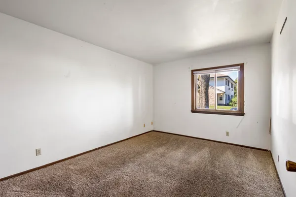 $79,000 | 10818 West Donna Drive, Milwaukee, WI 53224