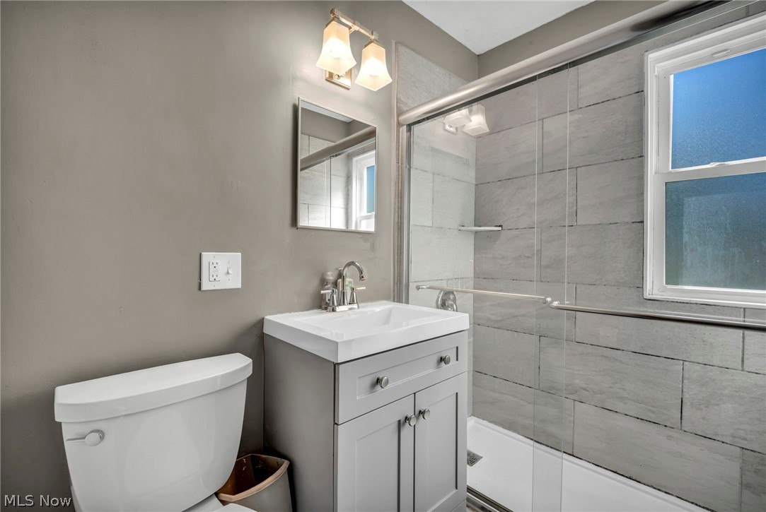 28815 Alton Road Wickliffe, OH 44092 - Photo 10 of 23