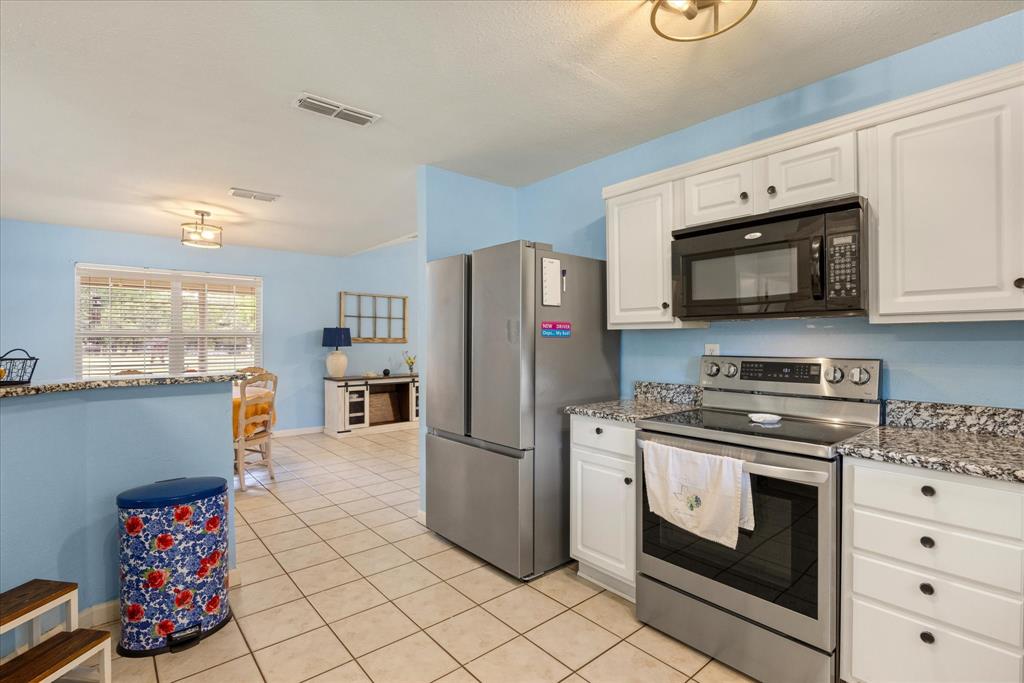 4726 Old Granbury Road Granbury, TX 76049 - Photo 9 of 40