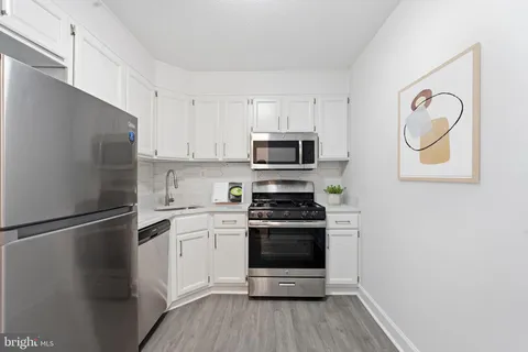 $235,000 | 4600 South Four Mile Run Drive, Unit 613, Arlington, VA 22204