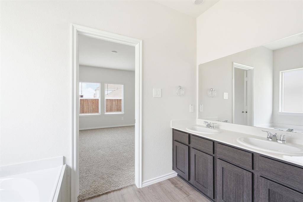 744 Orchid Way Pilot Point, TX 76258 - Photo 16 of 35