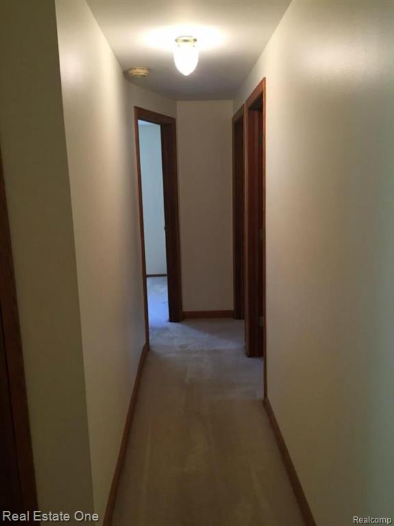 28029 West Nine Mile Road Farmington Hills, MI 48336 - Photo 10 of 36