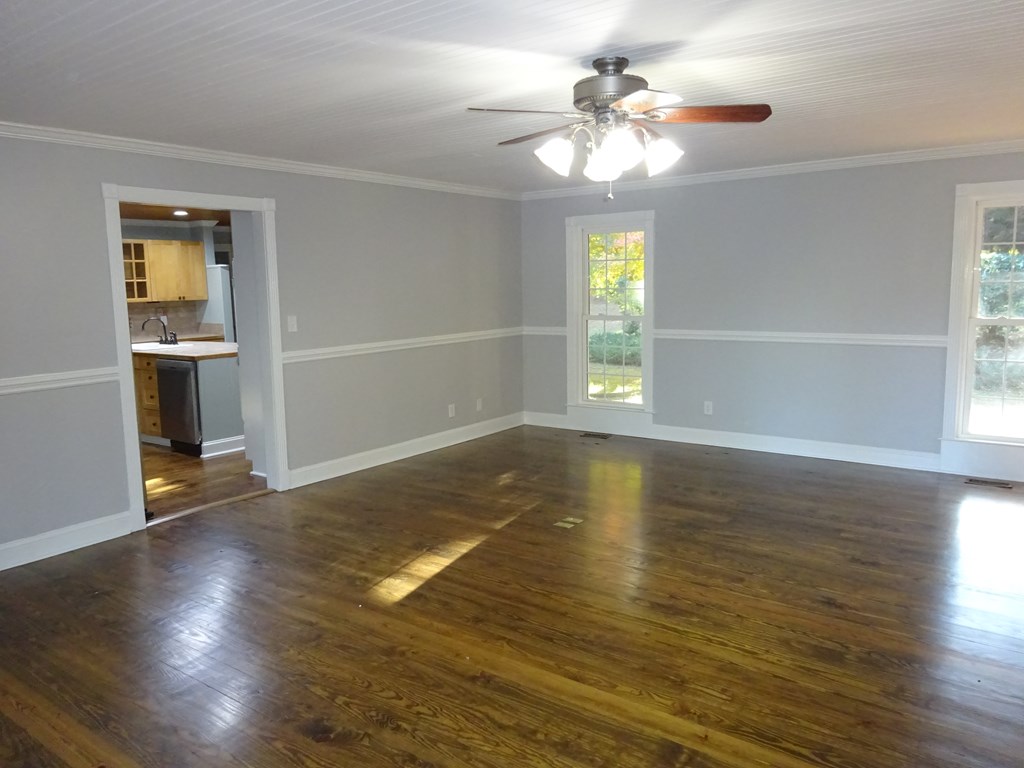 174 West E Smith Road Greenwood, SC 29649 - Photo 3 of 38 Gallery Image 3