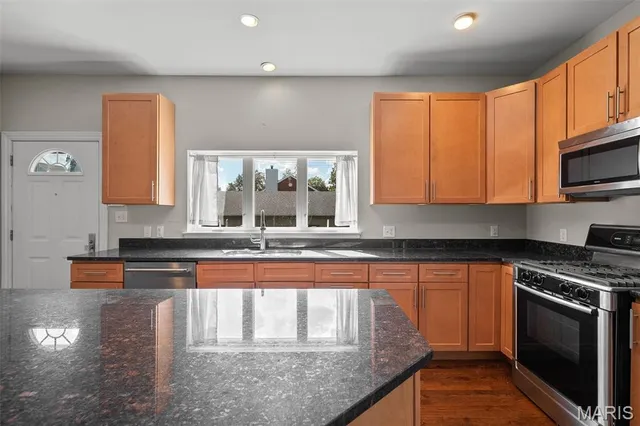 $499,000 | 4104 Olive Street, St. Louis, MO 63108