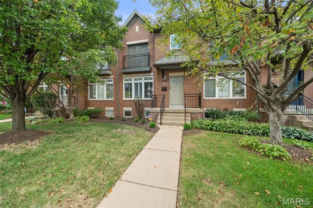 $499,000 | 4104 Olive Street, St. Louis, MO 63108