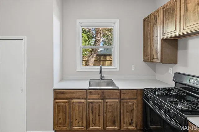 $159,900 | 619 East McKinley Street, Belleville, IL 62220