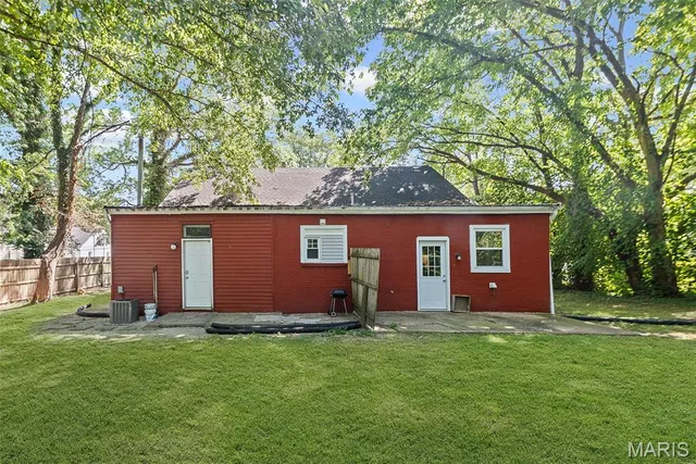 $159,900 | 619 East McKinley Street, Belleville, IL 62220