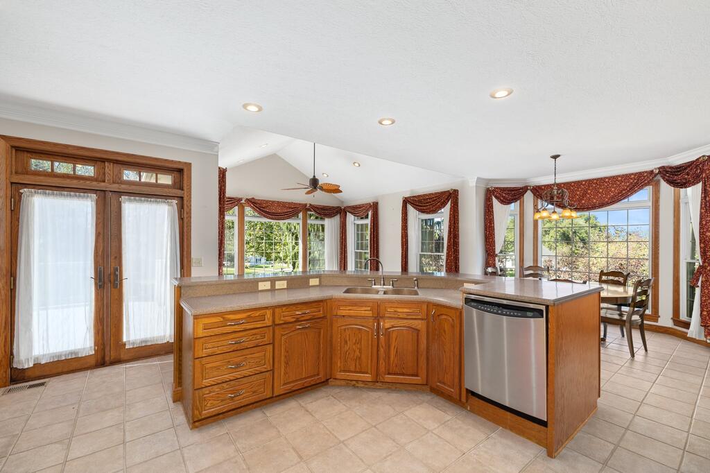 1512 Olde Post Road Ashland, OH 44805 - Photo 8 of 46 Gallery Image 8