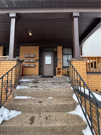 $600 | 605 East 9th Avenue, Tarentum, PA 15084