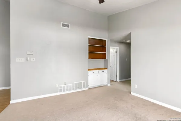 $149,900 | 12610 Uhr, Unit 310, San Antonio, TX 78217