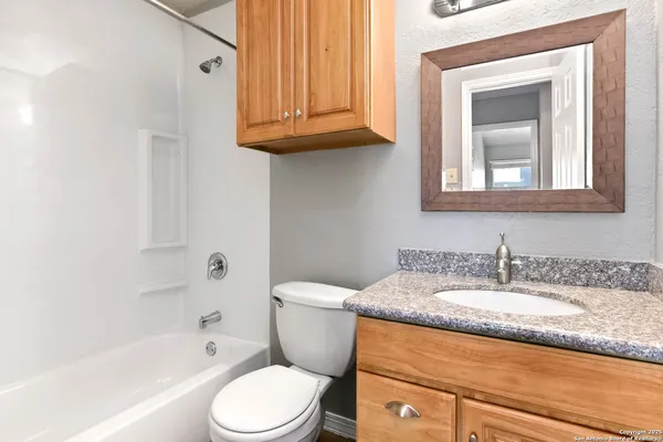 $149,900 | 12610 Uhr, Unit 310, San Antonio, TX 78217