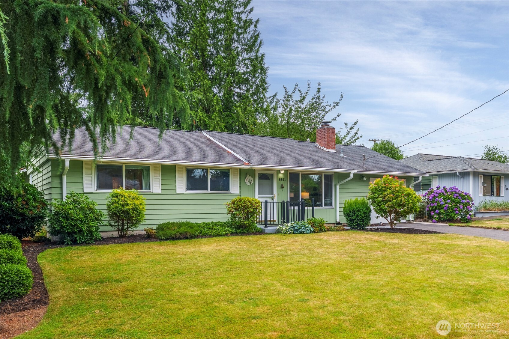 8811 Northeast 187th Street Bothell, WA 98011 - Photo 2 of 28