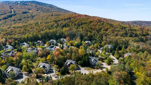 $1,725,000 | 122 B Sunbowl Ridge Road, Stratton, VT 05340