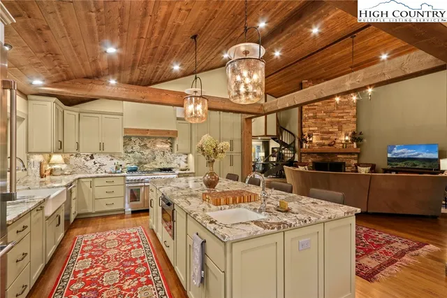 $1,650,000 | 198 Little Harbour, Vilas, NC 28692