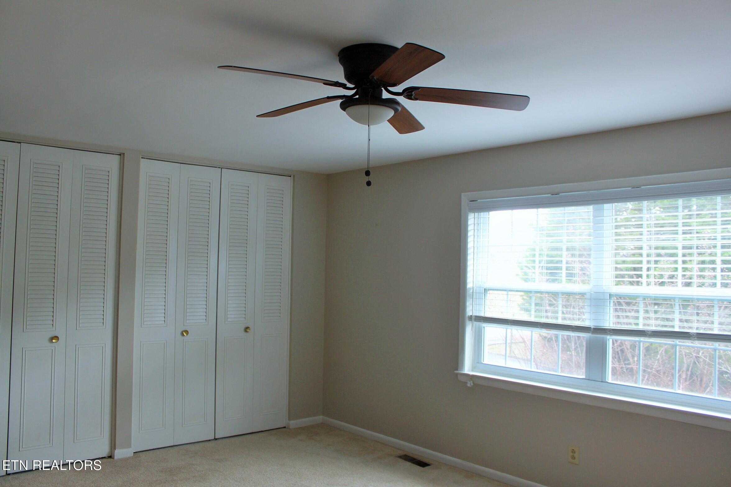 481 Broome Road Northwest, Unit 309 Knoxville, TN 37909 - Photo 17 of 20 IMG_9244 (2)