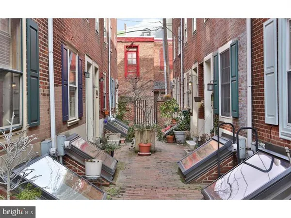 $2,000 | 509 South Hancock Street, Philadelphia, PA 19147