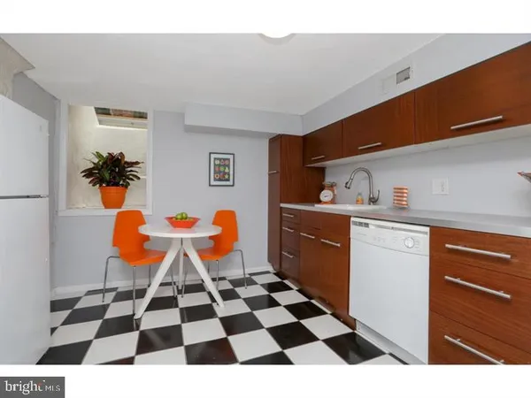 $2,000 | 509 South Hancock Street, Philadelphia, PA 19147