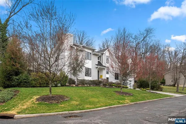 $2,150,000 | 55 Cedar Street, Cresskill, NJ 07626